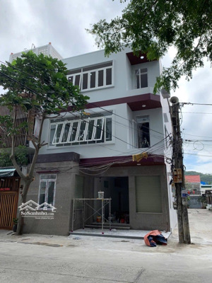 nhà 2 mặt tiền gần cc ph võ thị sáu 3 tầng sổ hoàn công vĩnh trường