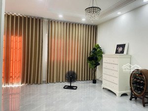 bán nhà nhỏ mặt tiền nguyễn hồng đào tân bình