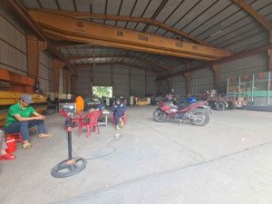 cho thuê xưởng 1000m 75tr quận 12. có cầu trục, xe container. ngay an sương