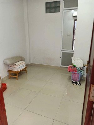 cho thuê nhà hẻm 5m(xh) văn thân, p.8, q.6 giá 15tr