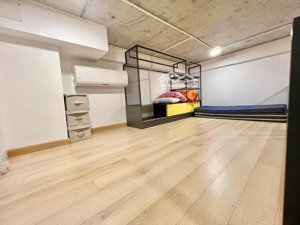 phòng gác view bancol nội thất hiện đại đứng được vô tư nằm ngay trung tâm gò vấp