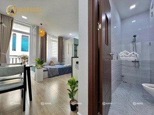 căn hộ ban công đầy đủ nội thất hiện đại máy giặt riêng đường 3/2 quận 10