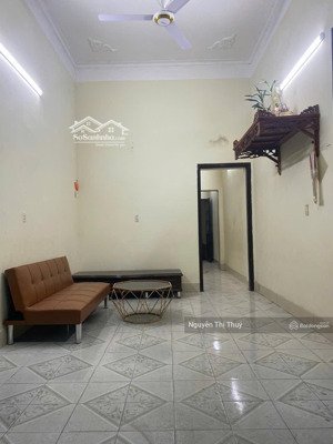 chính chủ cho thuê nhà nguyên căn phố lý sơn dt 80m 2t 3pn giá 8 triệu full nội thất ô tô tránh