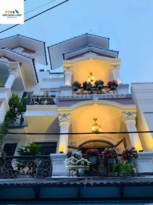 cực phẩm linh đông-nhà 3 tầng-thiết kế hiện đại-đường ô tô- kdc hiện hữu-dân trí cao-mua vào ở ngay