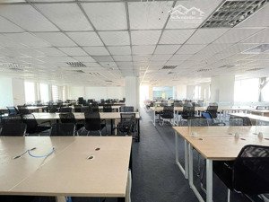cho thuê gấp vp mặt phố khuất duy tiến sàn 130m2 vuông vắn, vị trí đẹp, giá 27tr. lh: 