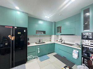 chuyển nhượng căn hộ 3pn 103m2 toà golden mansion giá 7 tỷ bao hết , nhà full nội thất, khu sân bay