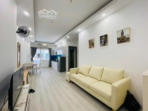cần bán gấp căn hộ biển, giá mềm tầng 12 thoáng mát.