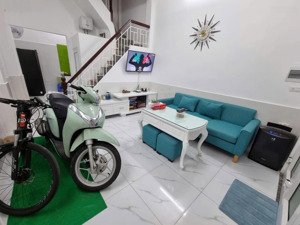 chính chủ cần bán gấp nhà gần phố tô vĩnh diện - tt thanh xuân, gần ngã tư sở- 35m x5t- 7,48 tỷ