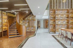 chính chủ mình có căn hộ penthouse ở vista verde q2 cần bán gấp vì cần vốn