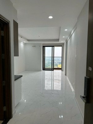 chủ đầu tư cho thuê căn hộ studio giá 3,7 triệu/ tháng. liên hệ: 
