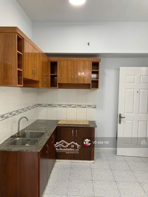 cc lê thành duy nhất 1 căn tầng 13 có thang máy giá 850 triệu lh: mr.trí
