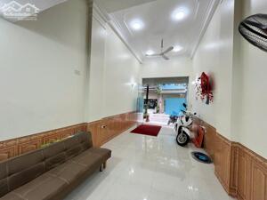 Cho thuê mặt bằng tầng 1 Mỗ Lao 50 m2 thông sàn, mới đẹp giá 6,5tr