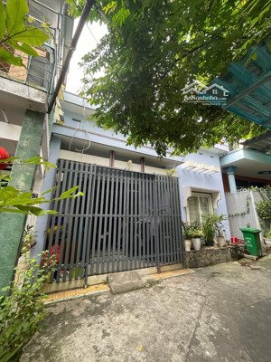 bán nhà đẹp đặng văn bi, 7.5x12 6 tỷ k có hàng so sánh