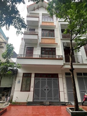 đẹp giá rẻ nhất đấu giá mậu lương. 5 tầng thoáng sáng, hơn 15 tỷ 60m2 sổ đỏ. 