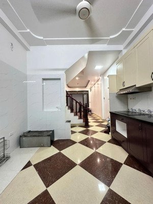 bán nhà riêng 50m2, 11,2 tỷ, 5 tầng ngõ cách oto tránh 50m tại ngõ 105 doãn kế thiện, cầu giấy, hn