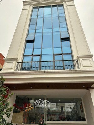 tòa nhà đẹp nhất mặt phố nguyễn hoàng tôn, trung tâm quận tây hồ - nghĩa đô doanh thu 2,4 tỷ/năm