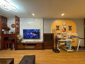 chính chủ bán căn góc 114m tầng đẹp, ban công đn, có sổ