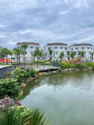 nhà phố lavida ngang 5m, giá 5tỷ8 (đã bao gồm 5% sổ và thuế phí)