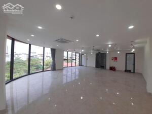 Chính chủ cho thuê biệt thự Mỹ ĐÌnh 2,dt 200m,4 tầng ,căn góc giá thỏa thuận,lh 0983816388