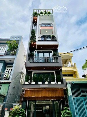 bán nhà cư xá đồng tiến, quận 10. dt : 4.5 x18m. 5 lầu. giá chỉ 18.5 tỷ. thuê 50tr