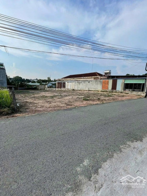 cần bán gấp đất gần go nha trang, đ. hương lộ ngọc hiệp, nha trang, 120m2, shr, full thổ cư