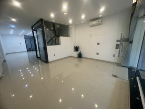 cho thuê văn phòng 70m2, giá từ 13 - 16tr tại him lam kênh tẻ, q7, hcm