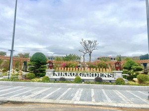 rổ hàng nhà liền kề parasol cam ranh chủ cắt lỗ sâu. khách thiện chí lh ngay: 