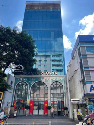ngộp bank bán gấp! -bán gấp nhà góc 2mt lê quang định- dt: 9x38m- hầm 8t- hđt; 450tr/th- giá 84 tỷ