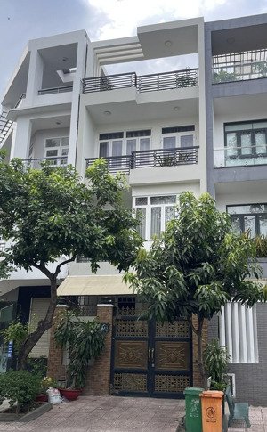 gía chỉ 25 triệu - cho thuê nhà 4x20m 1 trệt 3 lầu kdc đ. lương định của
