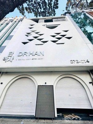 cho thuê nhà mặt tiền đường 3/2 quận 10 diện tích 8x18m kết cấu trệt lửng 3 lầu giá 140tr