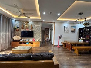 cho thuê cc viễn đông star số 1 giáp nhị - trương định - hoàng mai 95m2, 3pn, full đồ, 13tr/th