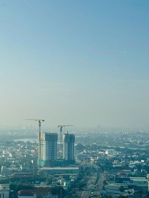 bán gấp căn 1pn view sông, tầng trung, giá 2.3 tỷ. tt 10% ký hđmb