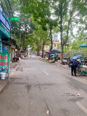 bán nhà mặt phố mai dịch - vỉa hè - kinh doanh đỉnh - ô tô tránh - nhà đẹp chắc chắn, giá: 22.3 tỷ