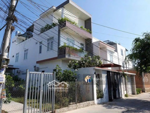 chủ cần bán gấp nhà tại vĩnh thái, nha trang, phía tây nha trang, nội thất hầu như để lại