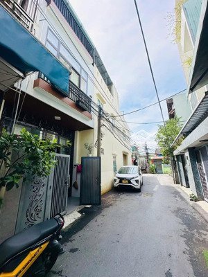 *nhà 2tầng 2mê địa chỉ kiệt ôtô phạm nhữ tăng ôtô đậu trước nhà 24/7