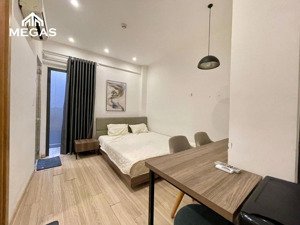 phòng ngủ tách bếp - bancol rộng mới 100 ngay nguyễn trãi