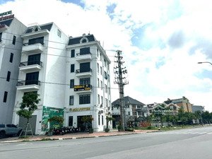 bán nhà 5.5 tầng mặt phố trang hạ từ sơn, giáp hà nội