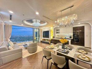 bán gấp căn hộ chung cư 4pn, 3wc, 155m2 tại vinhomes central park, bình thạnh, 18 tỷ vnd