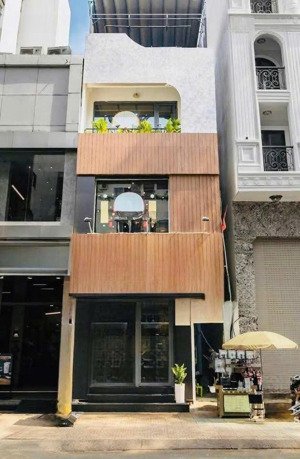 cho thuê nhà mặt tiền võ văn tần, phường 6, quận 3 - ngang 5m, chỉ 40 triệu/tháng