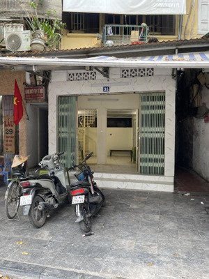 chính chủ cho thuê giá rẻ: mặt phố đi bộ phùng hưng phù hợp làm quán nhậu, quán ăn