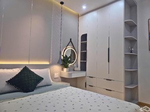 cần bán gấp căn hộ sky 3, 72m2, 3 phòng ngủ, 2 wc, đầy đủ nội thất