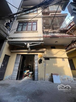 nhà 3 tầng - lô góc 33m2 - thoáng sáng - ngõ 3 gác