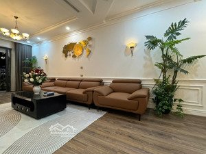 hiếm! chính chủ cần bán gấp căn 3n2vs cc cao cấp vin metropolis 29 liễu giai dt: 104m2, giá 16,8 tỷ