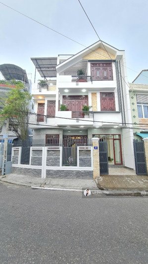 bán nhà phố ngang 10m mặt tiền đường đồng nai, phước hải, nha trang. nhà 3 tầng cách biển 2km