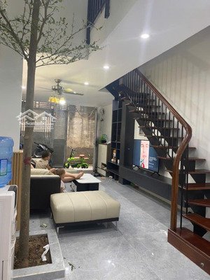 nhà đẹp ngõ 95 chùa bộc khu phân lô cán bộ đh thủy lợi, nhà mới, ở ngay, giá 8.5 tỷ