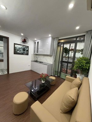 tôi chính chủ cho thuê căn chung cư ruby 3 phúc lợi, tầng trung, 2 ngủ 2 vệ sinh, diện tích 50m2