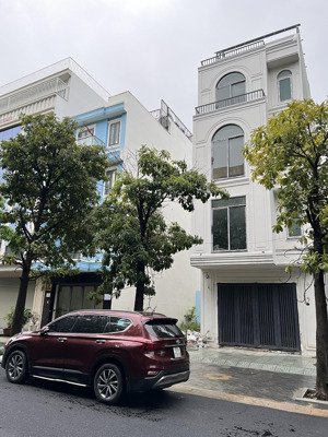 cho thuê nhà mặt phố tại đường lái thiêu 51, 29 triệu, 390m2, 8pn, 9wc