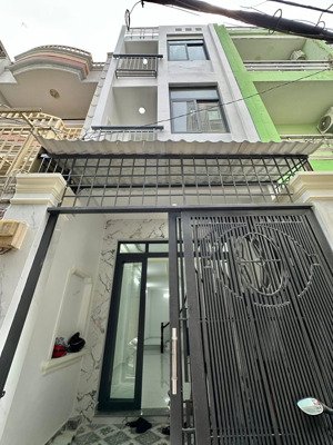 tôi cần bán nhà 3tỷ57 nguyễn xí p26 bình thạnh. dt 76,5m2 gần bến xe miền đông, đang cho thuê 23tr