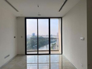 căn l6-46.07 (mã mới), 110,7m2 giá bán: 26.5tỷ, thuế bên nào bên đó chịu chính chủ