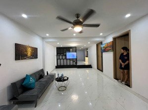 kiệt 7m nguyễn văn thoại ngay sát an thượng 24. sẵn nhà mê lửng cho thuê ngay có dòng tiền